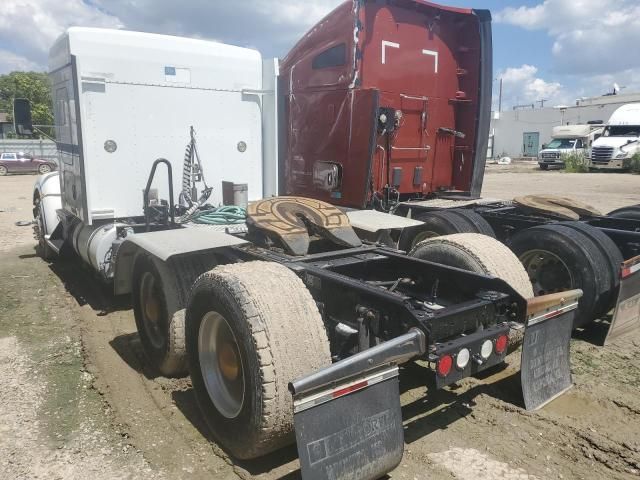 2015 Kenworth T660 Semi Truck