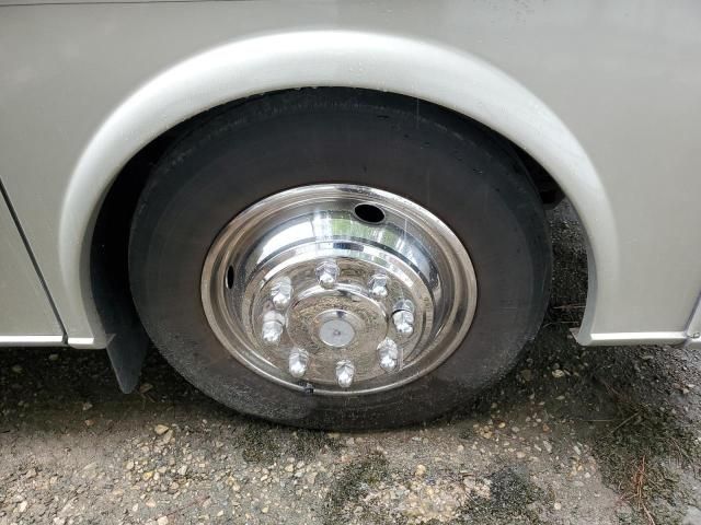 2005 Workhorse Custom Chassis Motorhome Chassis W22
