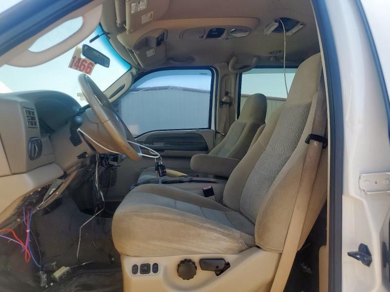 2004 Ford Excursion XLT