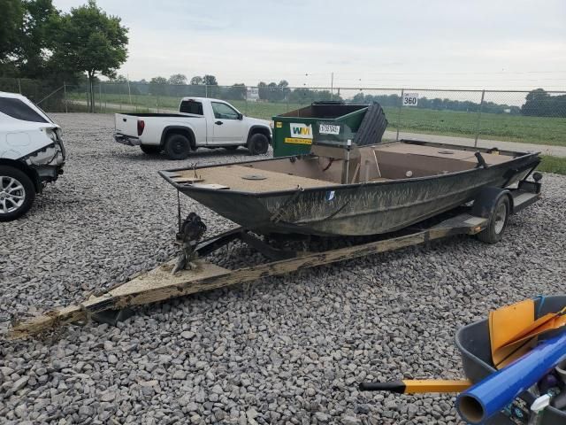 1988 Lowe 18 Husky JON-Boats
