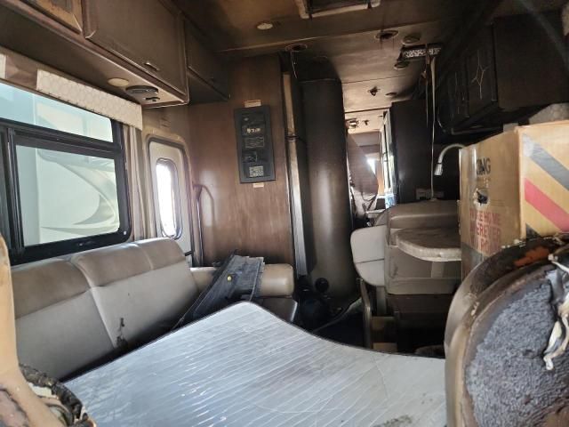 2020 Ford Econoline E450 Super Duty Cutaway Van