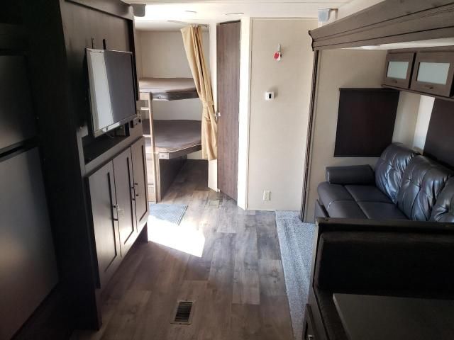 2018 Wildwood 2018 Salem Trailer-RVS TOY Hauler Camper