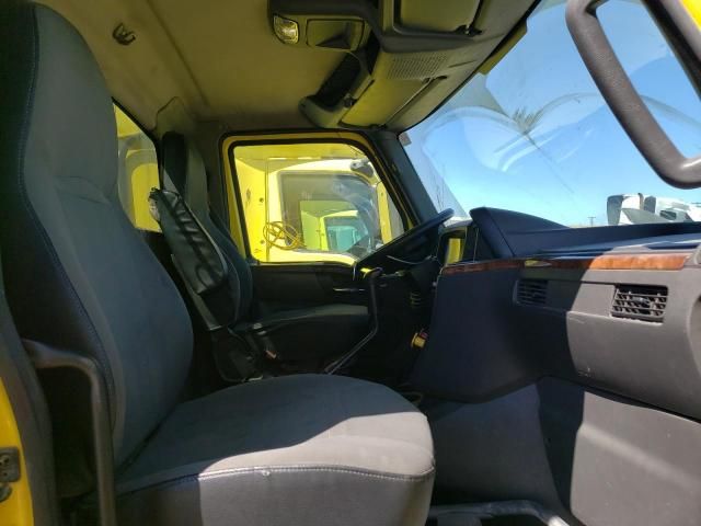 2018 International RH613 Semi Truck