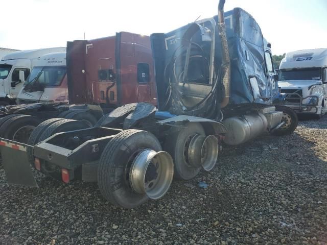 2016 Peterbilt 579 Semi Truck