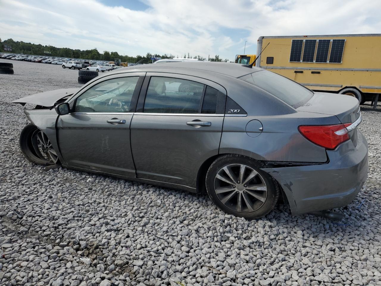 2013 Chrysler 200 Limited