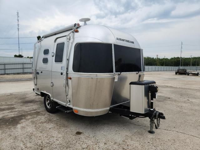 2021 Airstream Caravel