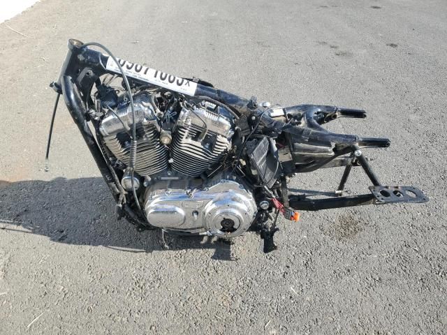 2014 Harley-Davidson XL1200 V