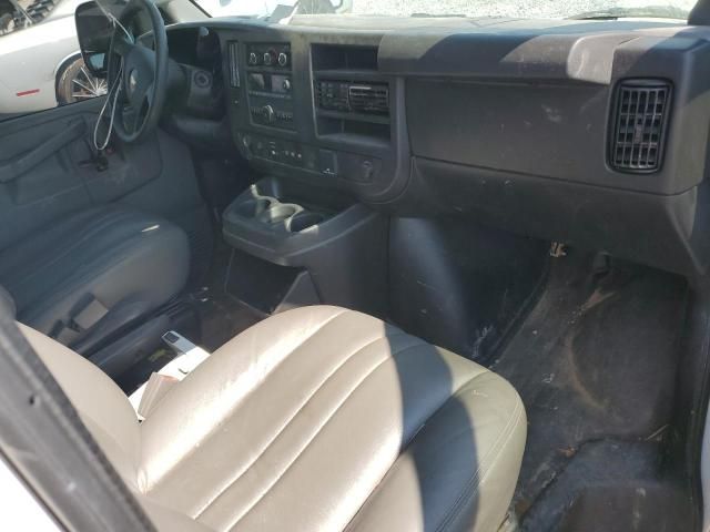 2020 Chevrolet Express G2500