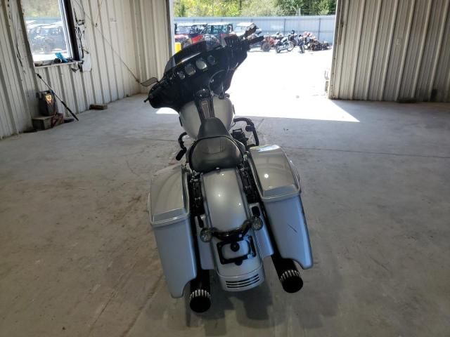 2019 Harley-Davidson Flhxs