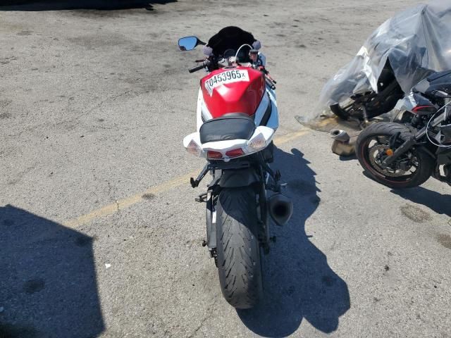 2016 Suzuki GSX-R1000