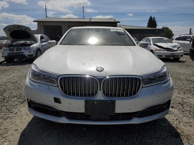 2016 BMW 750 XI