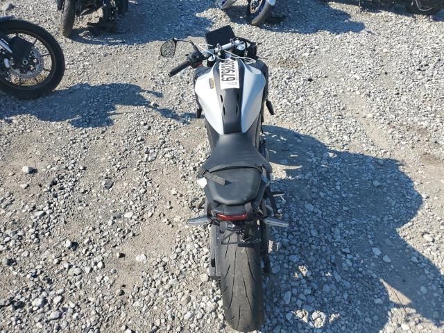 2025 Yamaha MTN690