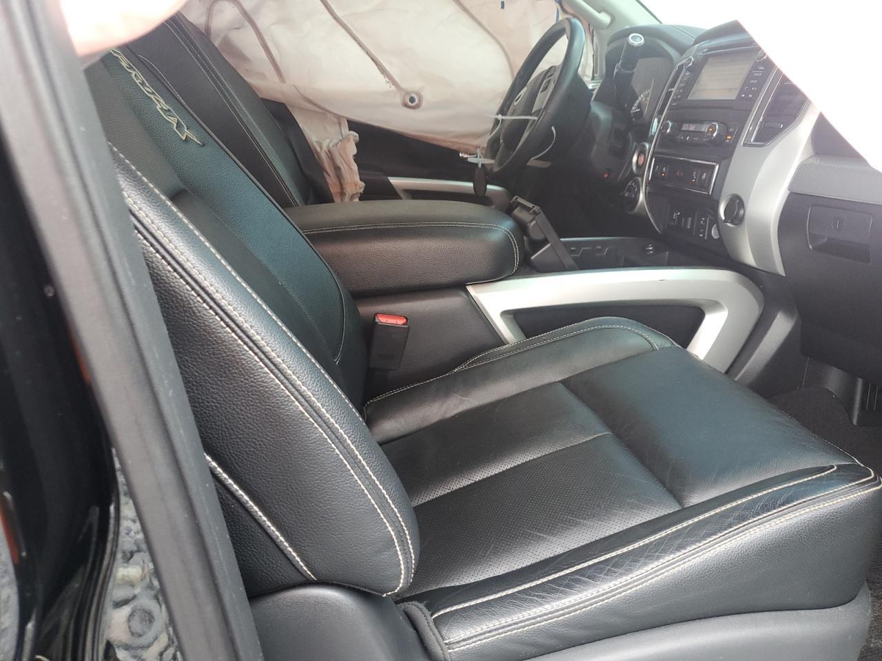 2017 Nissan Titan XD
