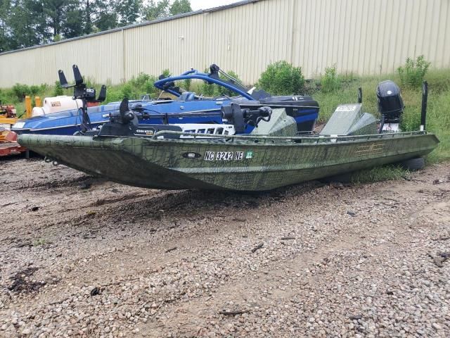 2024 Gator Traxx 22X70 BWH