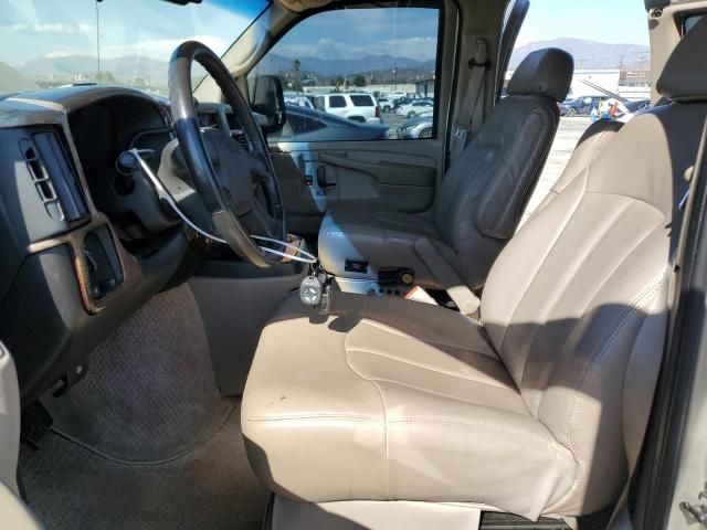 2004 GMC Savana RV G1500