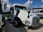 2012 Freightliner Cascadia Semi Truck