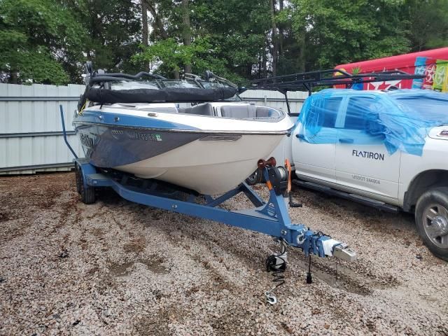 2021 Malibu 23 LSV Wakesetter-Boats