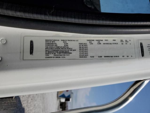 2019 Freightliner Business Class M2 Semi Truck