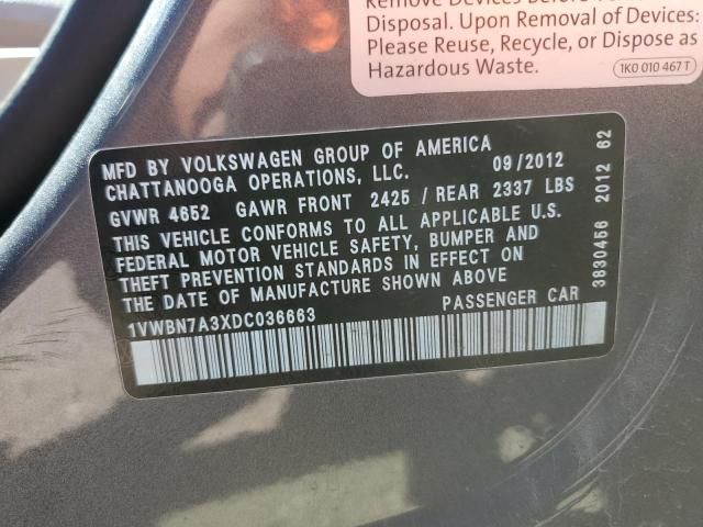 2013 Volkswagen Passat SE