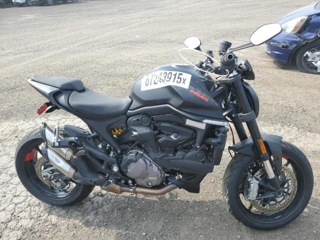 2022 Ducati Monster