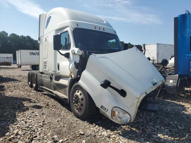 2018 Freightliner Cascadia 125 Semi Truck