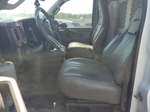 2020 Chevrolet Express G2500