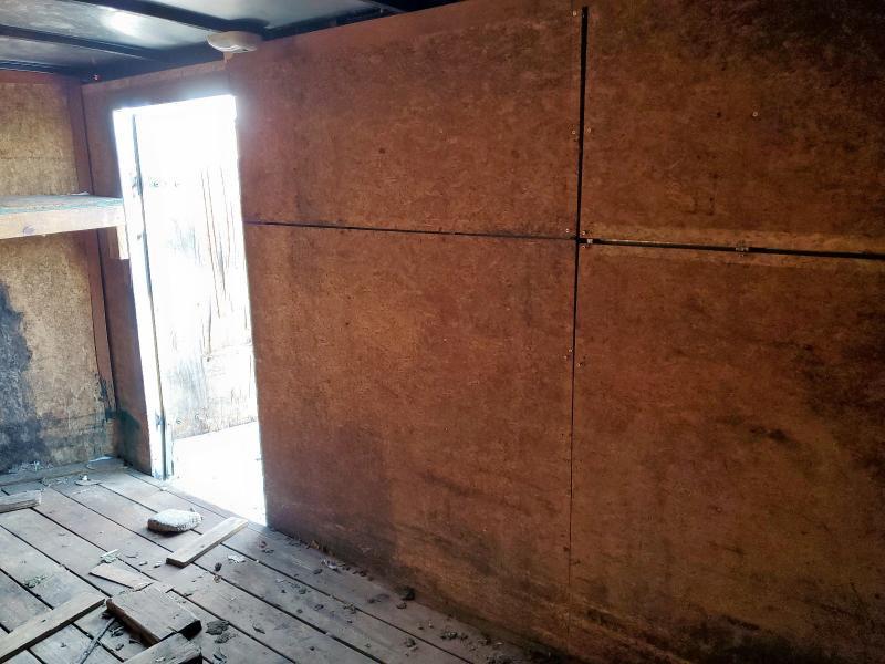 2015 Wells Cargo RF7X162 Enclosed Cargo Trailer