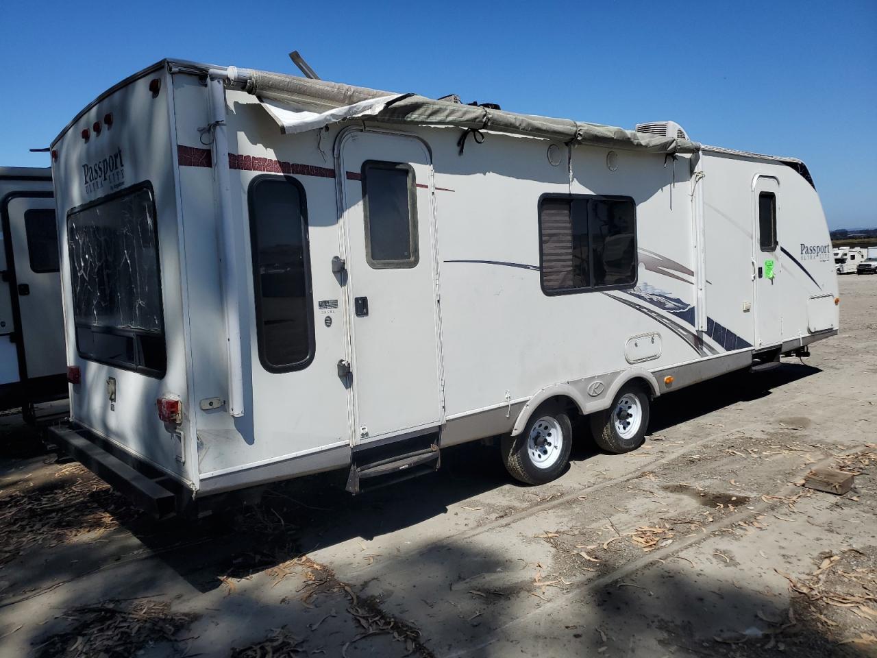 2009 Passport 2009 Keystone Passport U-RVS Camper