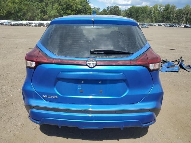 2022 Nissan Kicks S
