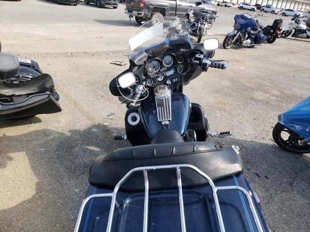 2001 Harley-Davidson Flhtcui