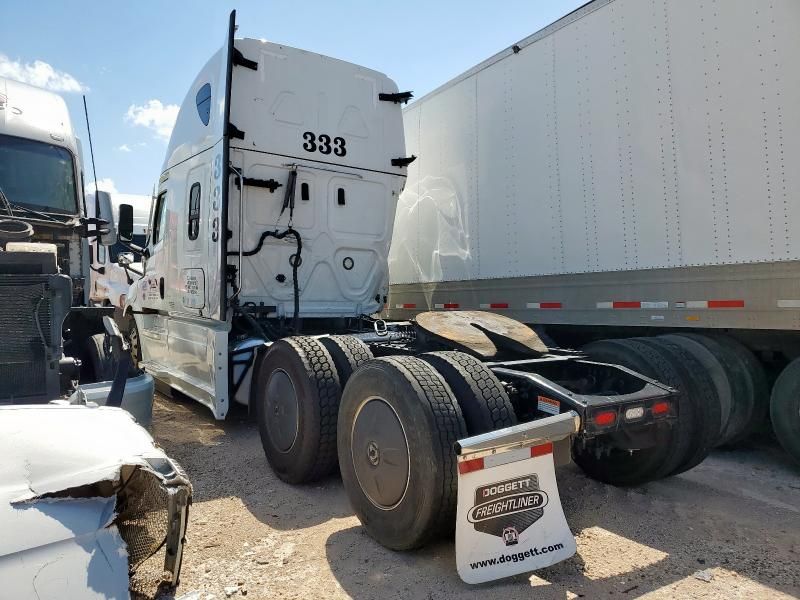 2021 Freightliner Cascadia 126 Semi Truck