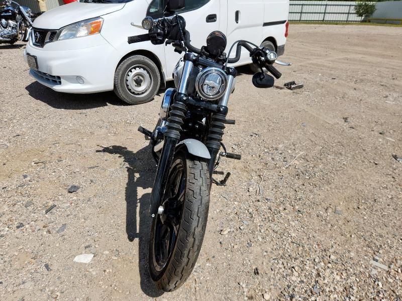 2025 Harley-Davidson Fxbb