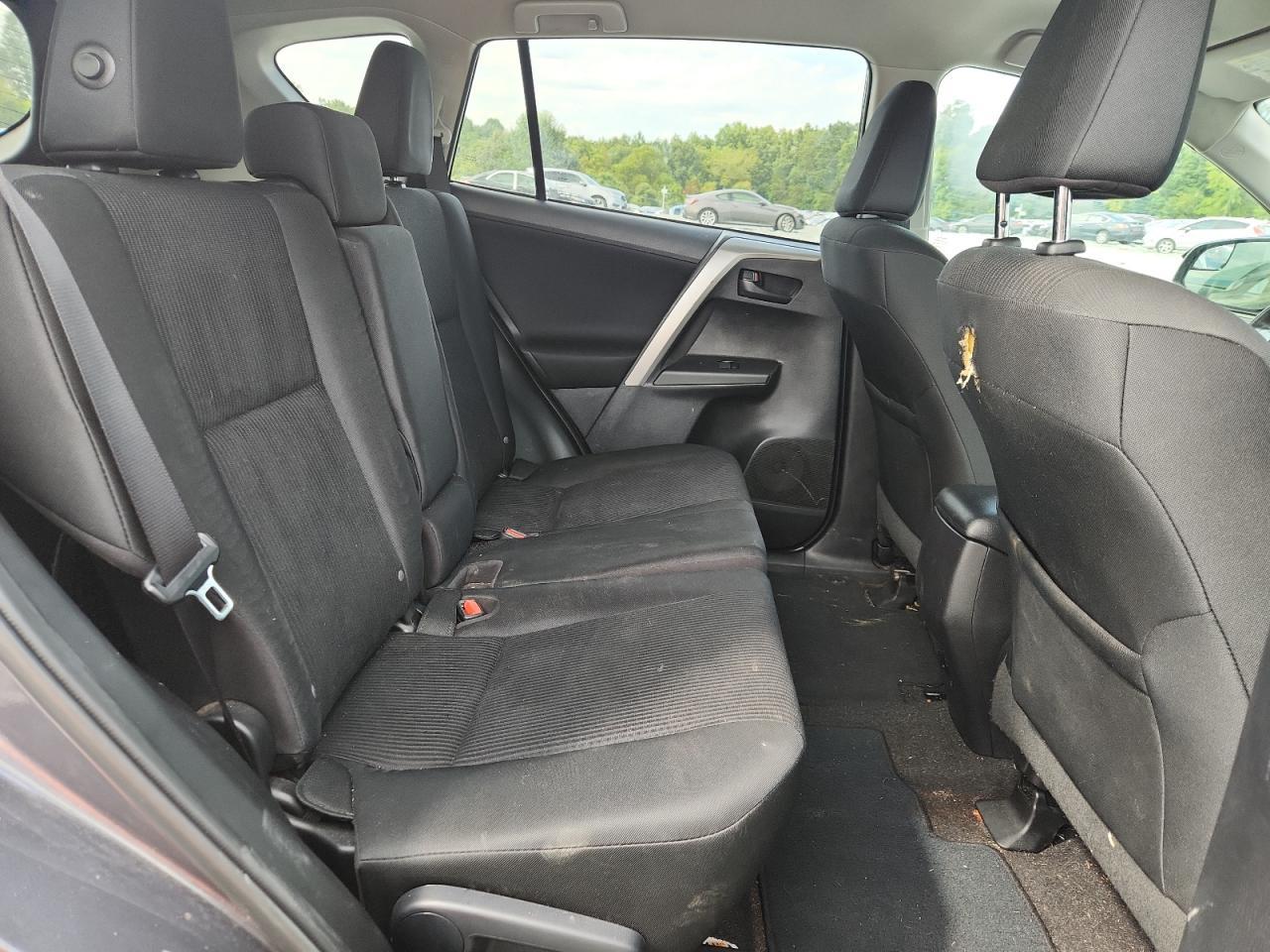 2016 Toyota Rav4 le