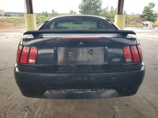 2004 Ford Mustang