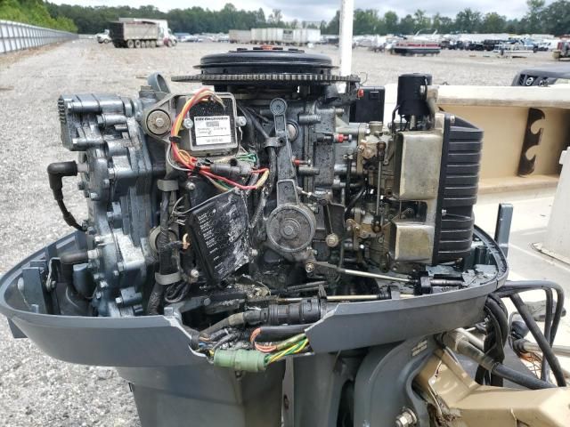 1987 Wells Cargo 1987 Wellcraft Boat-Boats Outboard Engine