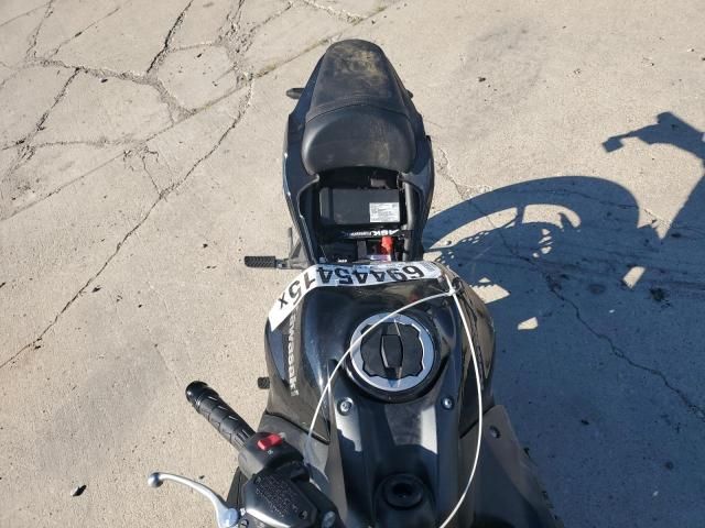 2025 Kawasaki EX650 R