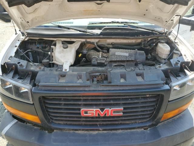 2018 GMC Savana CUT-Trucks Delivery Truck