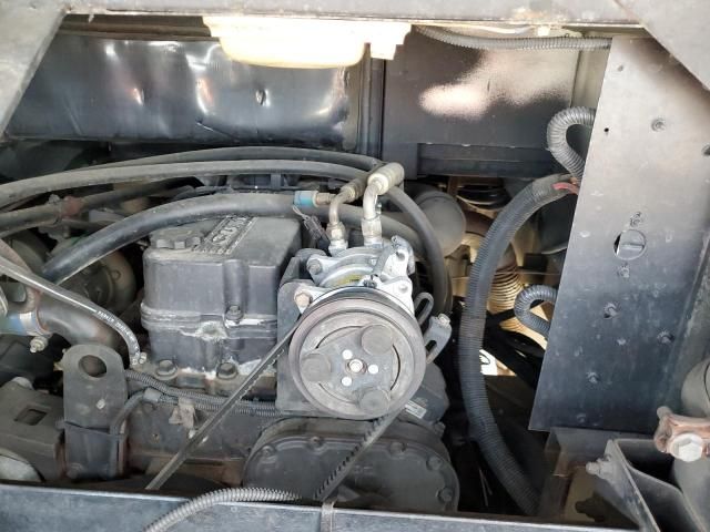 2005 Spartan Motors Motorhome 4VZ