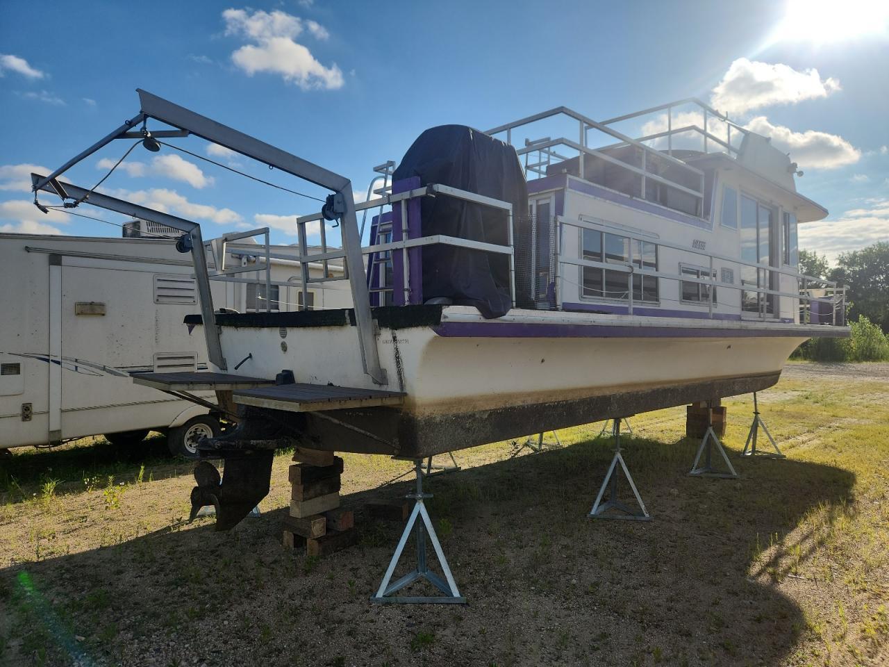 1977 Gibson 36 St Boat