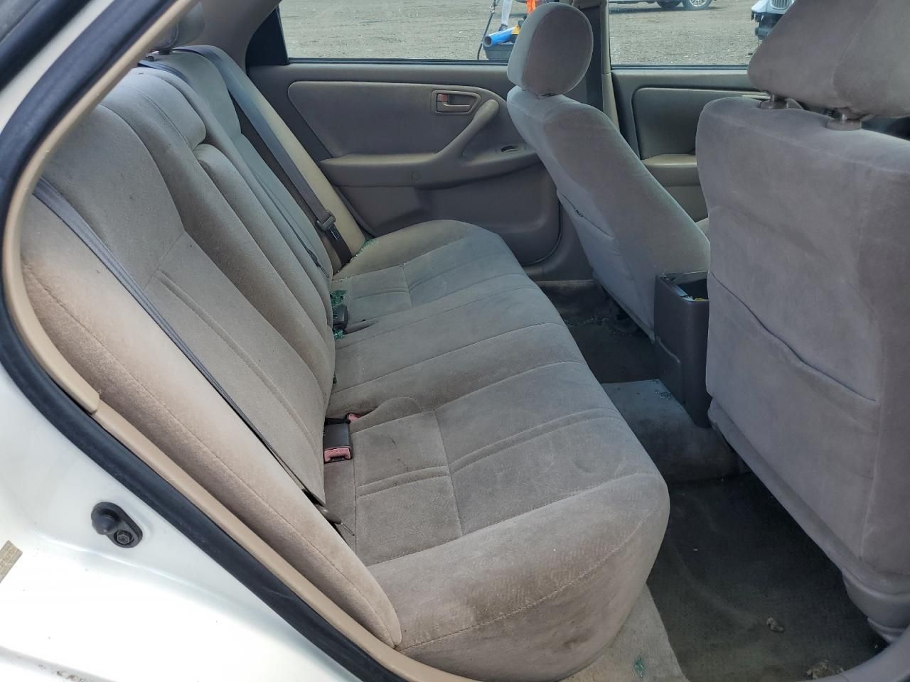 1999 Toyota Camry le