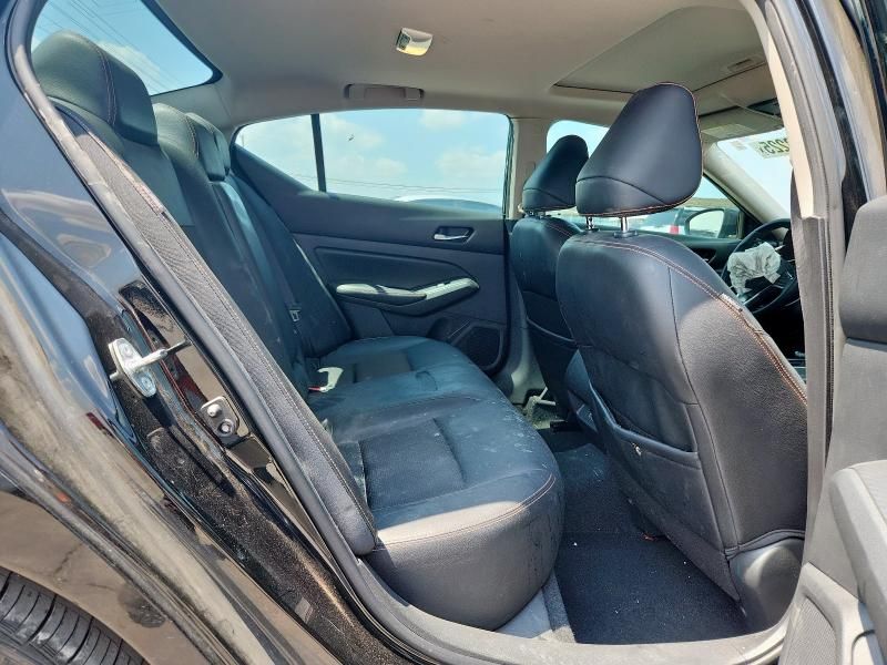 2019 Nissan Altima sr