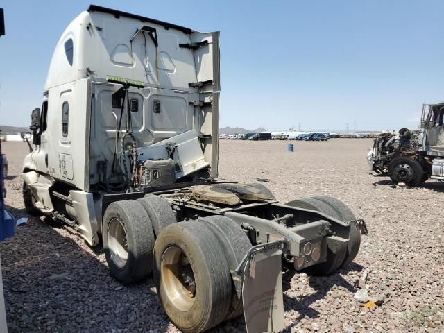 2016 Freightliner Cascadia 125 Semi Truck