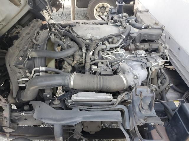 2014 Isuzu NRR