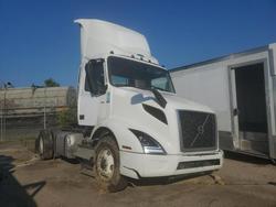 Salvage trucks for sale at Moraine, OH auction: 2022 Volvo VNR Semi Truck