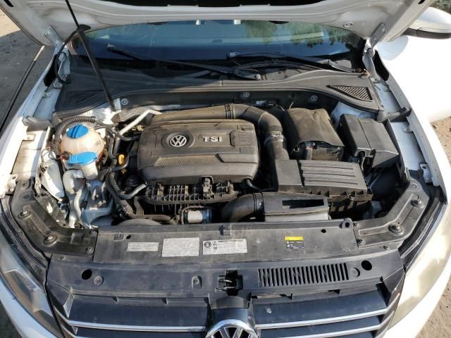 2015 Volkswagen Passat SE