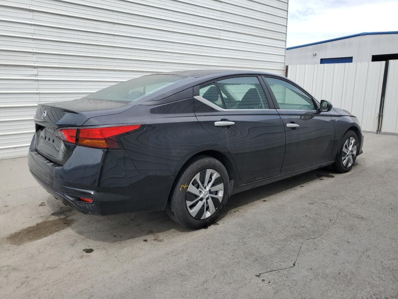 2022 Nissan Altima s