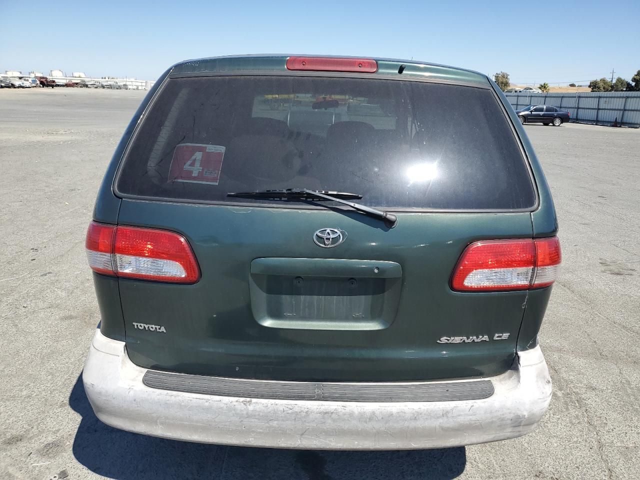 2001 Toyota Sienna ce