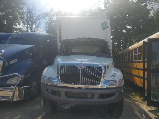 2022 International MV607 BOX Truck