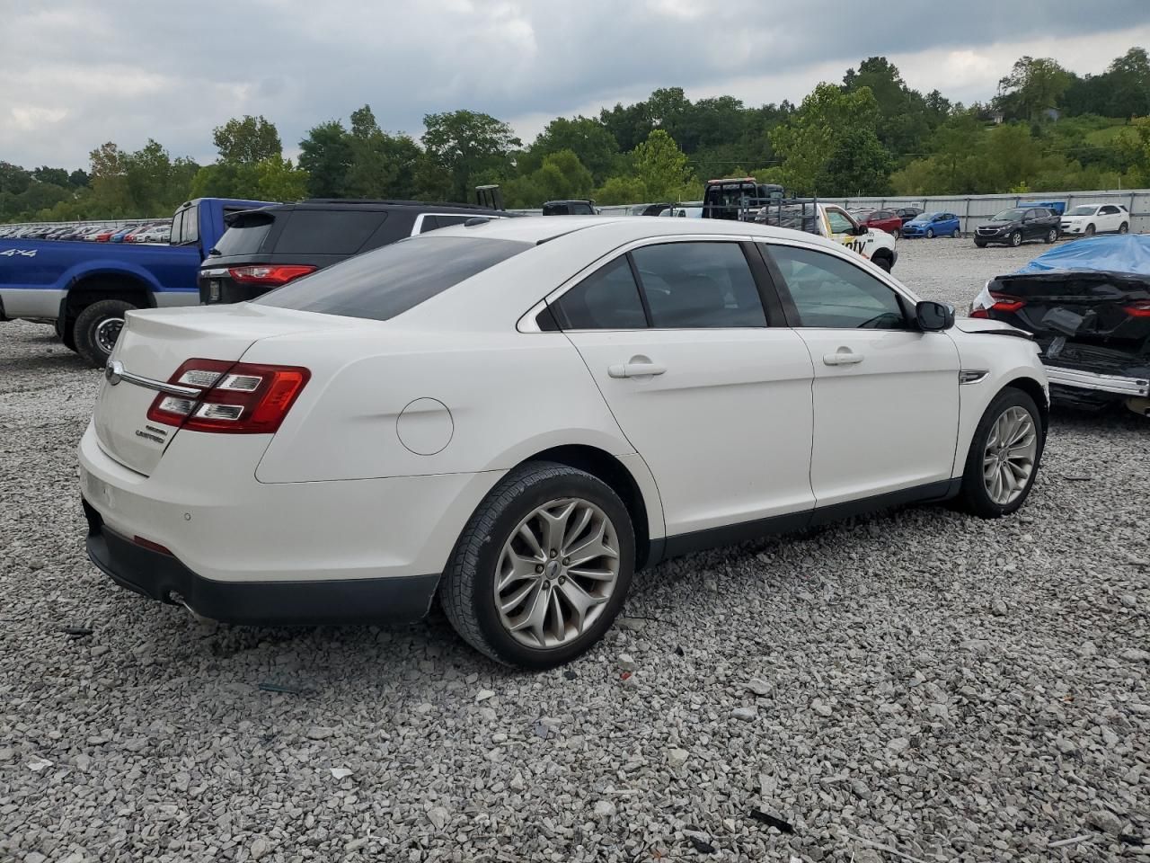 2014 Ford Taurus Limited