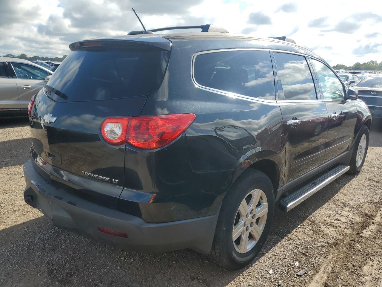 2011 Chevrolet Traverse lt